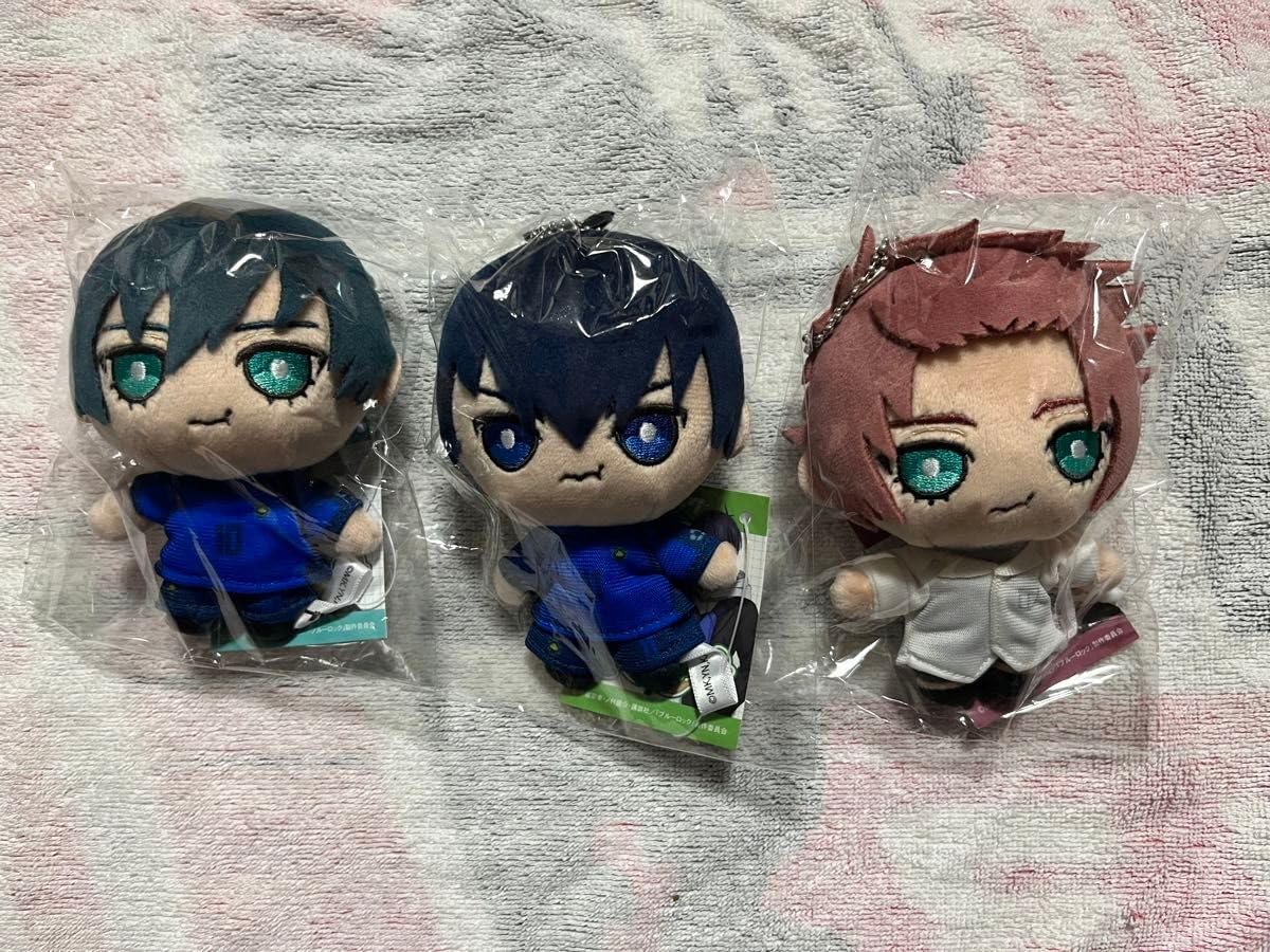 自分ツッコミくま、パグさん、もぐコロちゃん カフェウェイター